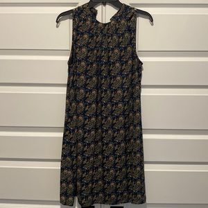 DR2 Dress Size Medium